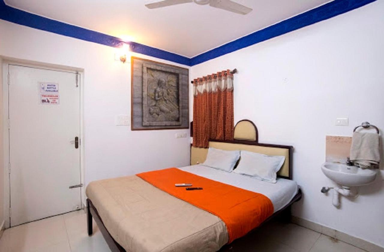Hotel Sachin Sea View Residency Puducherry Exterior foto